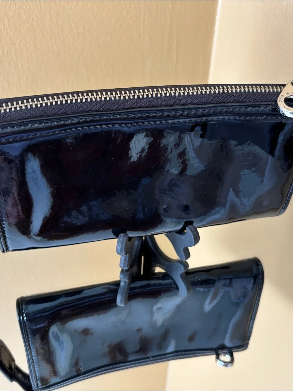 Marc Jacobs glossy black